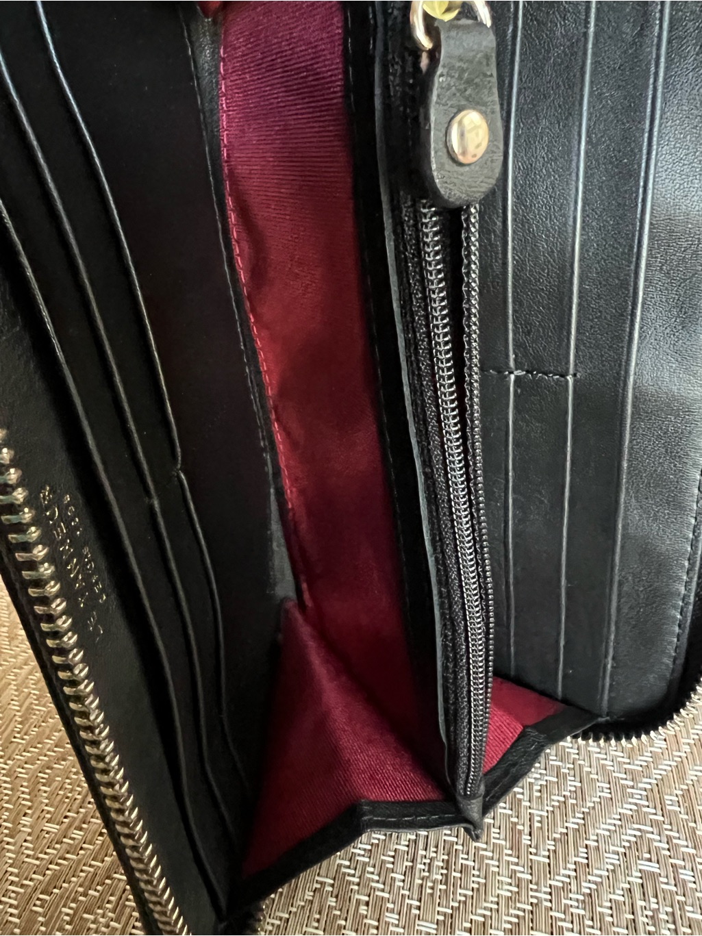 Le Tanneur Black Leather Zip Wallet — image 5 of 8